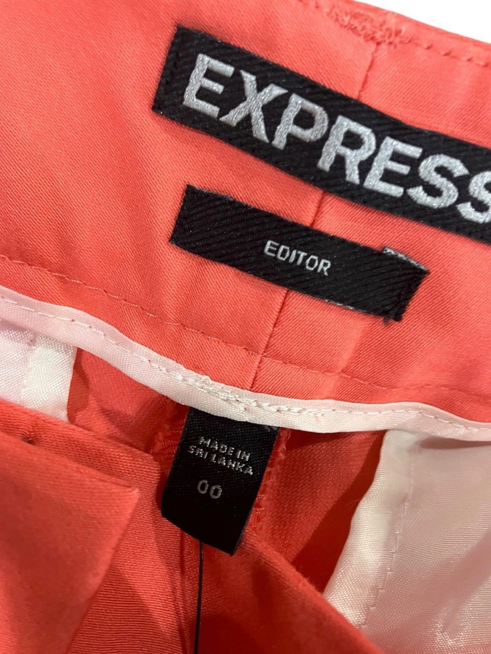 Express Coral High-Rise Bermuda Shorts with White Belt - Picture 3 of 5